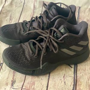 Adidas mens mid high top shoe size 7